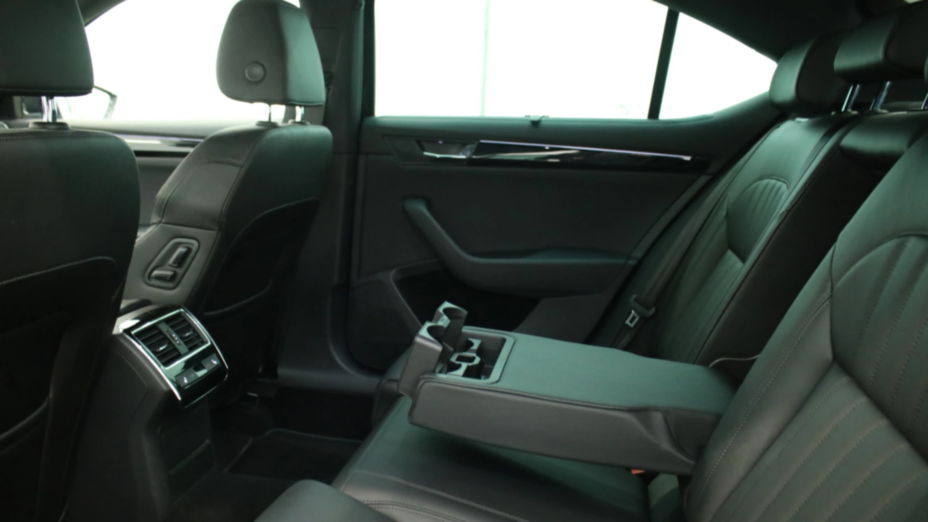 SKODA Superb Superb 2.0 TSI 4x4 L&K DSG