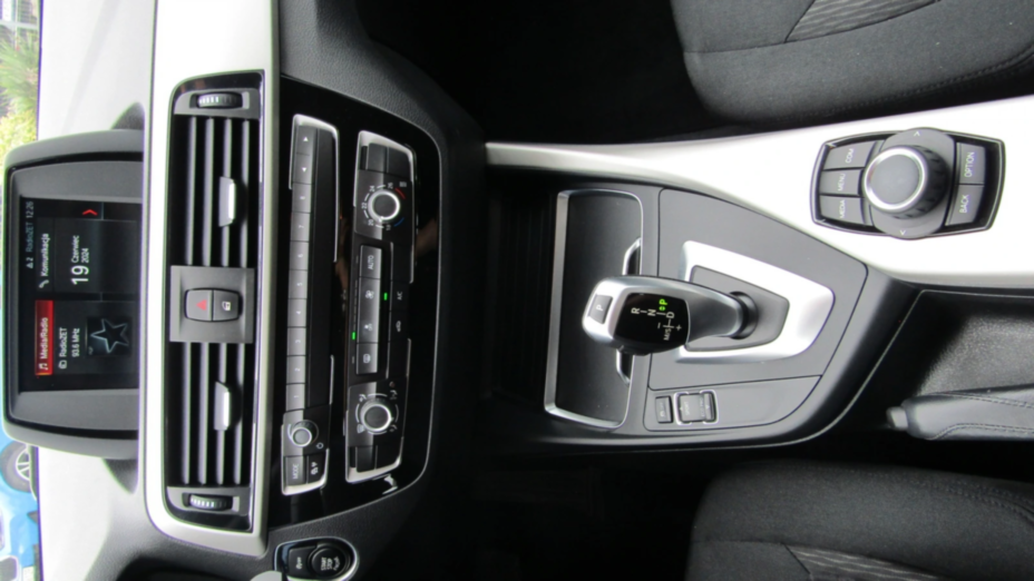 BMW Seria 1 118i GPF aut