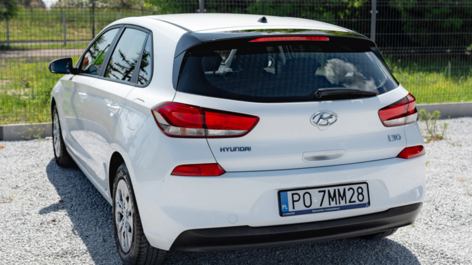 HYUNDAI i30 i30 1.4 Classic +