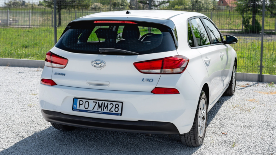 HYUNDAI i30 i30 1.4 Classic +