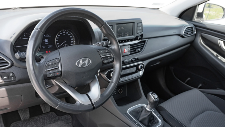 HYUNDAI i30 i30 1.4 Classic +