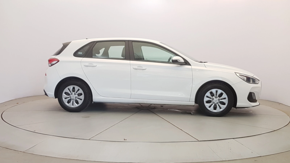 HYUNDAI i30 i30 1.4 Classic +