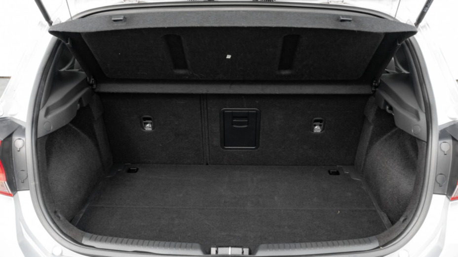 HYUNDAI i30 i30 1.5 DPI Smart