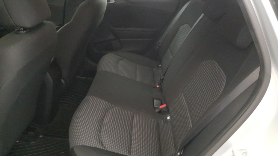 KIA Cee'd Ceed 1.6 CRDi SCR S