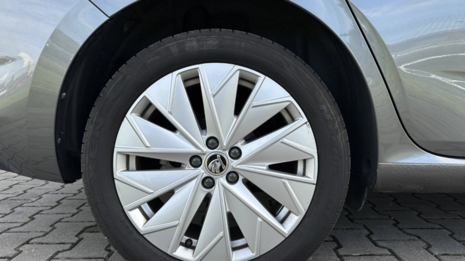 SKODA Scala Scala 1.0 TSI Style DSG
