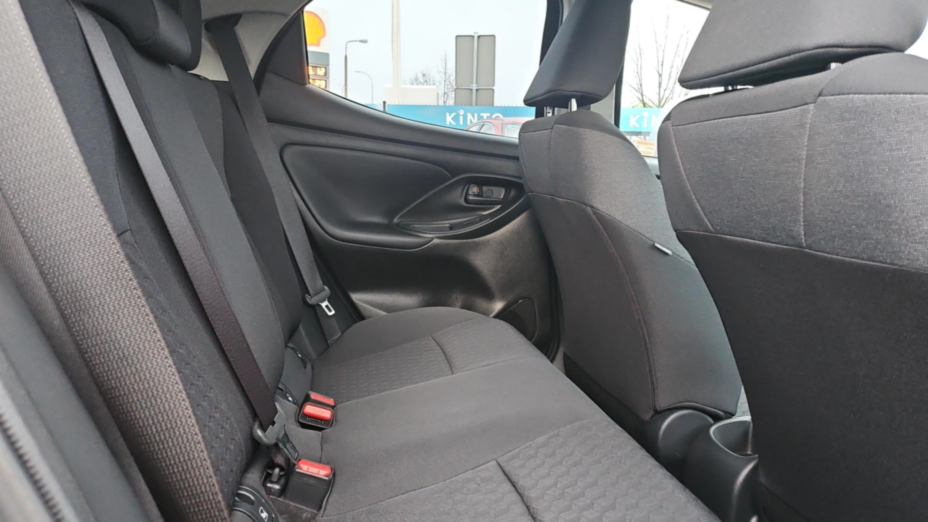 TOYOTA Yaris Yaris 1.5 Comfort
