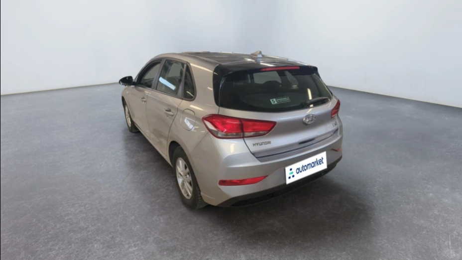 HYUNDAI i30 i30 1.5 DPI Classic +
