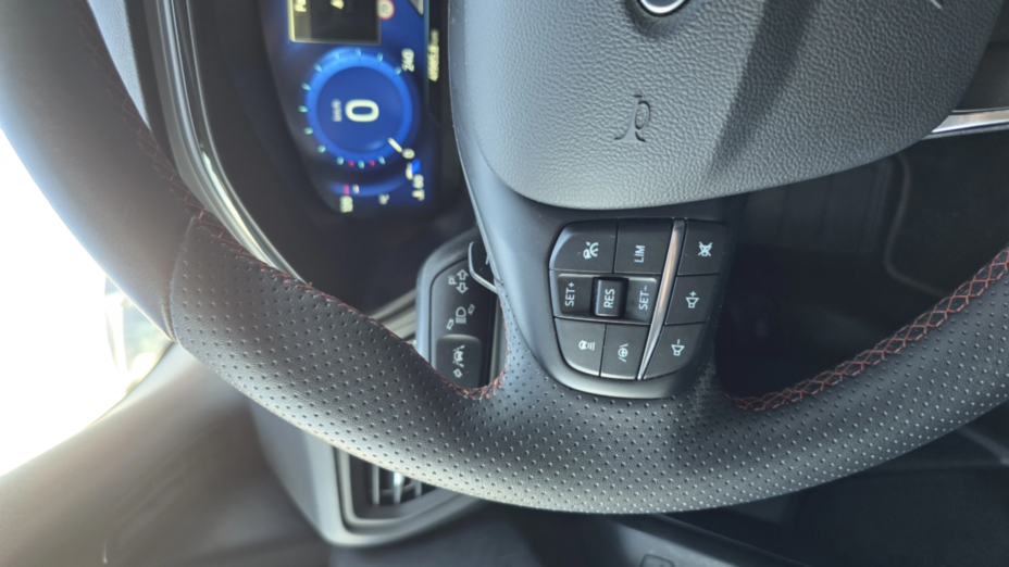 FORD Focus Focus 1.0 EcoBoost mHEV ST-Line X aut