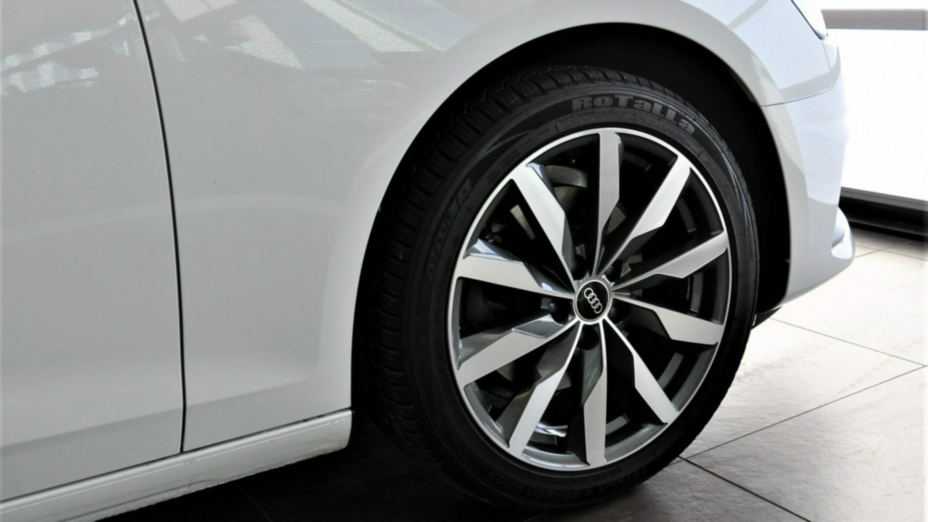 AUDI A4 A4 35 TFSI mHEV S tronic