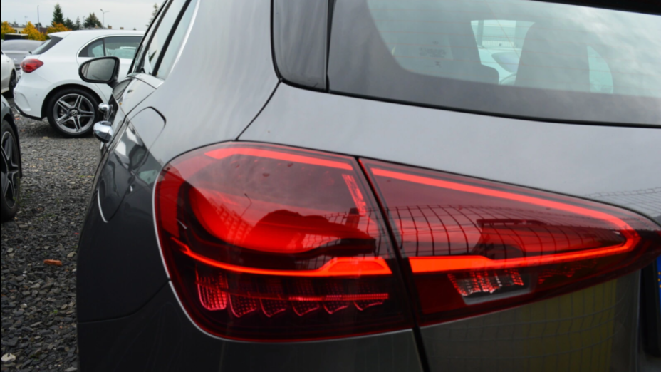 MERCEDES-BENZ A Klasa A 200 7G-DCT
