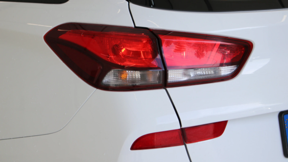 HYUNDAI i30 i30 1.6 D Classic +