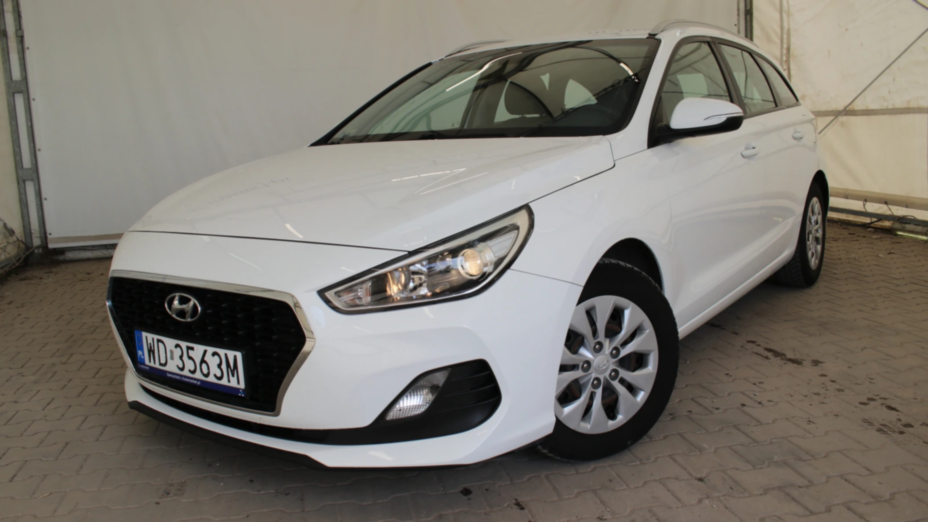 HYUNDAI i30 i30 1.6 D Classic +