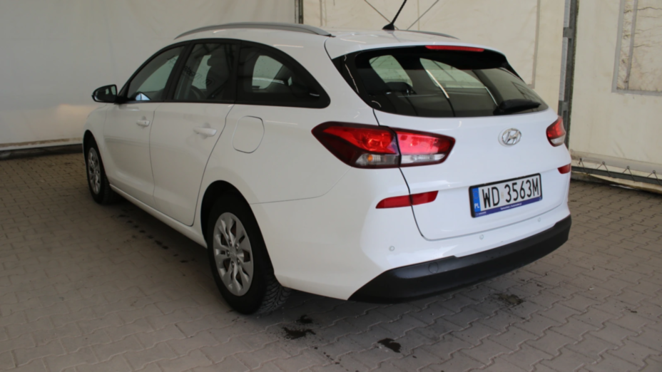 HYUNDAI i30 i30 1.6 D Classic +