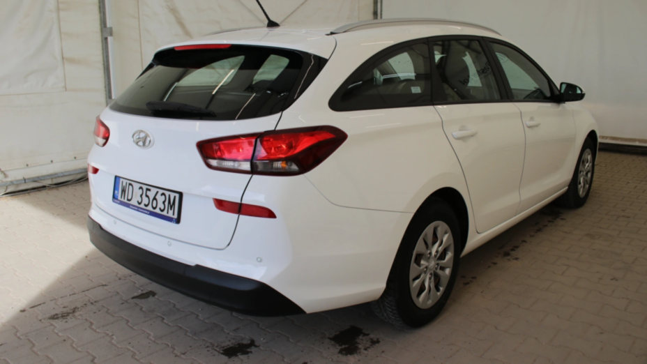 HYUNDAI i30 i30 1.6 D Classic +