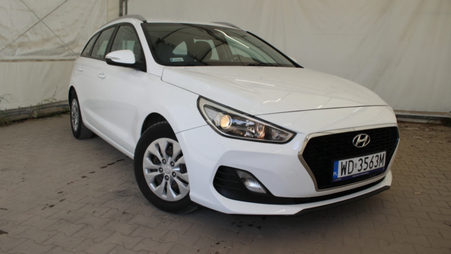 HYUNDAI i30 i30 1.6 D Classic +