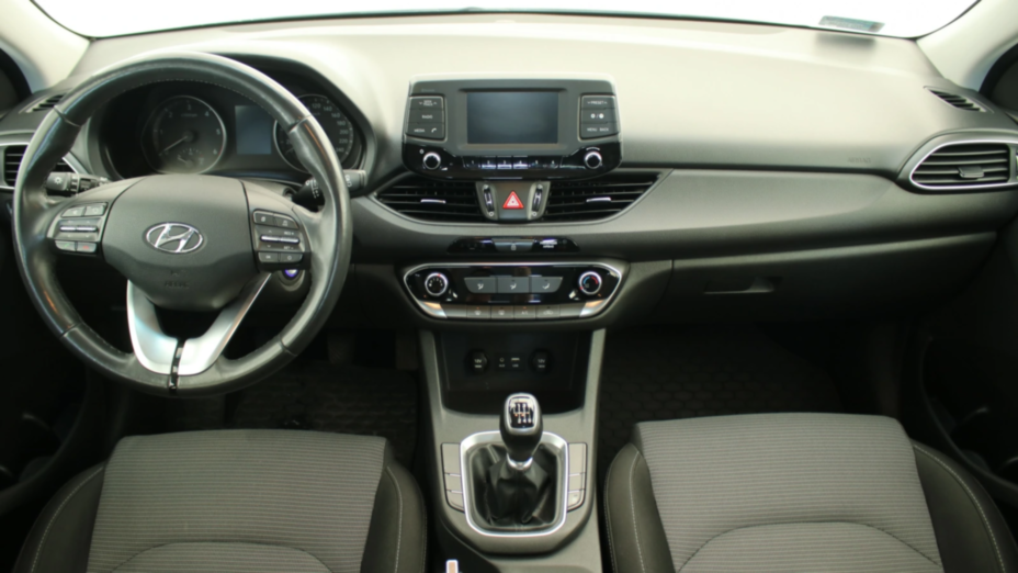 HYUNDAI i30 i30 1.6 D Classic +