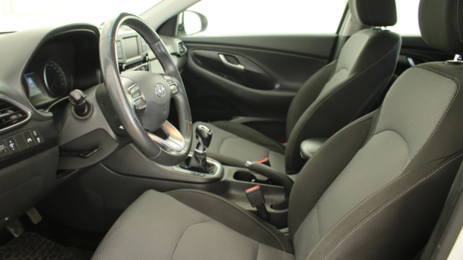 HYUNDAI i30 i30 1.6 D Classic +