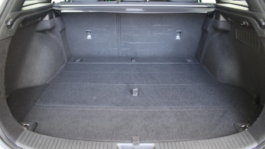 HYUNDAI i30 i30 1.6 D Classic +