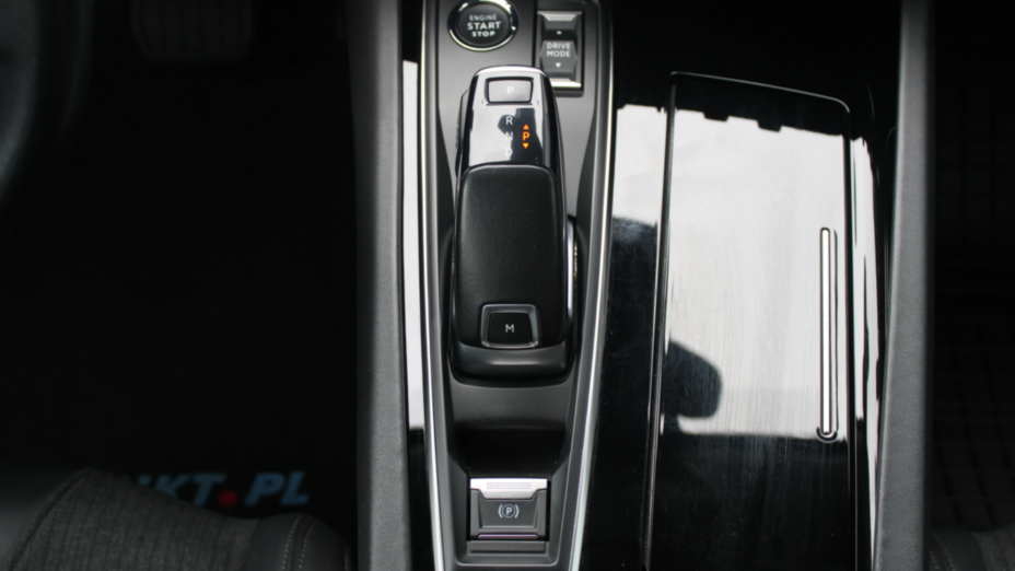 PEUGEOT 508 508 1.6 PureTech Allure S&S EAT8