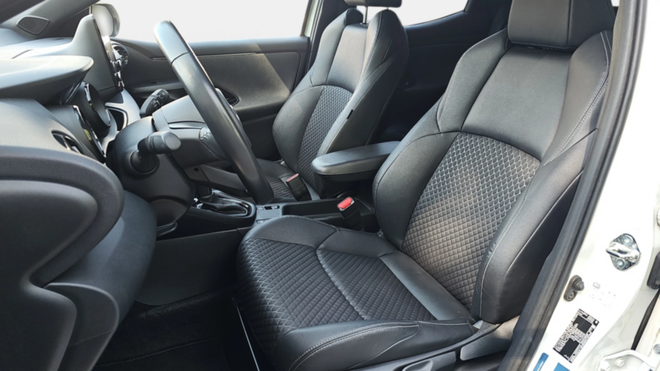 TOYOTA Yaris Yaris Hybrid 1.5 Selection Style