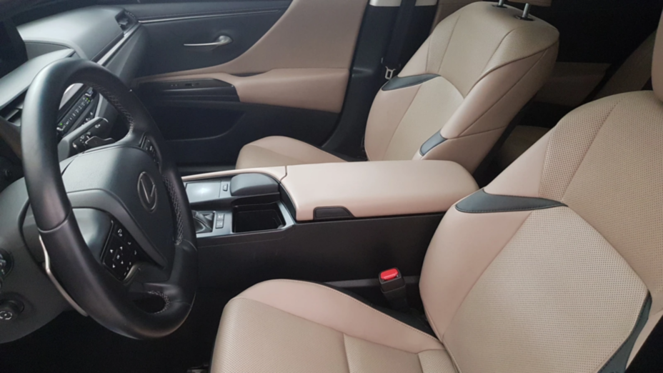 LEXUS ES ES 300h Business Edition
