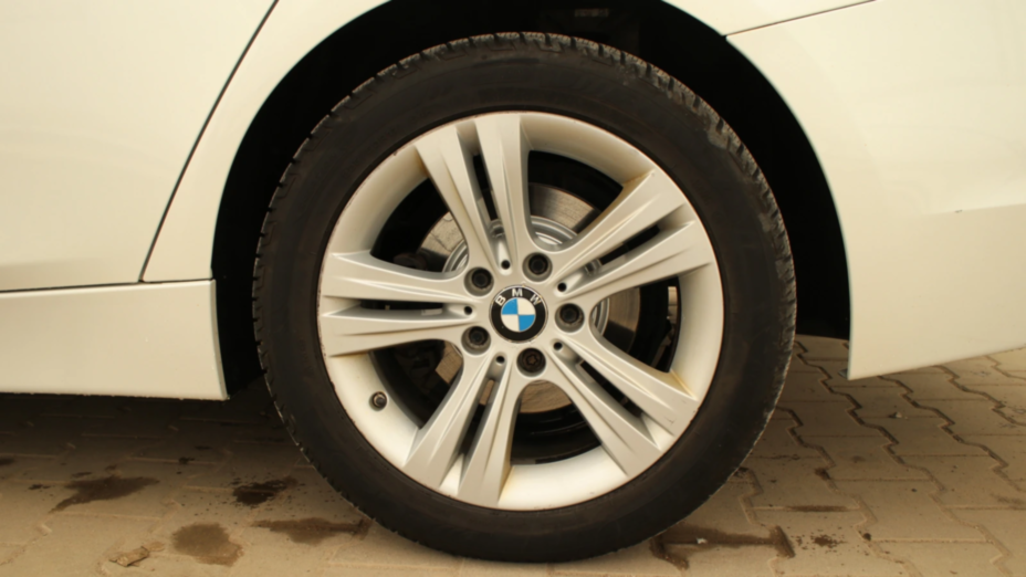 BMW Seria 3 320d xDrive Sport Line aut