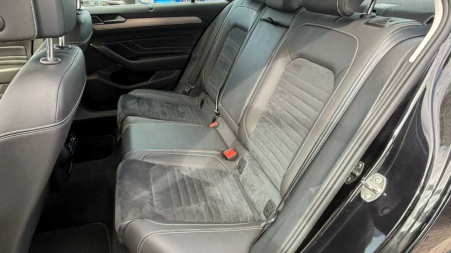 VOLKSWAGEN Passat Passat 2.0 TDI Elegance DSG