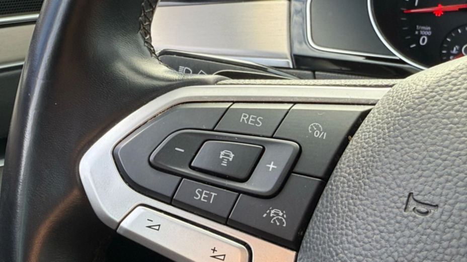VOLKSWAGEN Passat Passat 2.0 TDI Elegance DSG