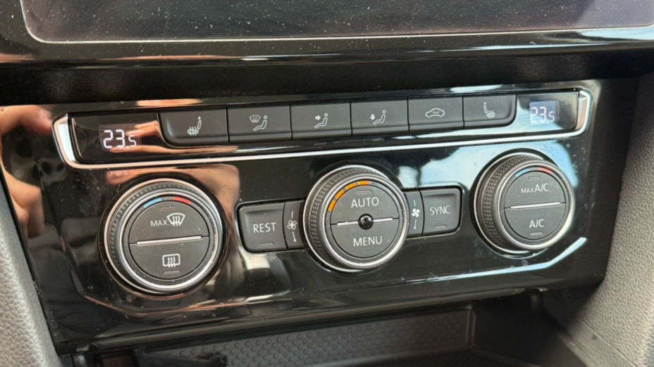 VOLKSWAGEN Passat Passat 2.0 TDI Elegance DSG