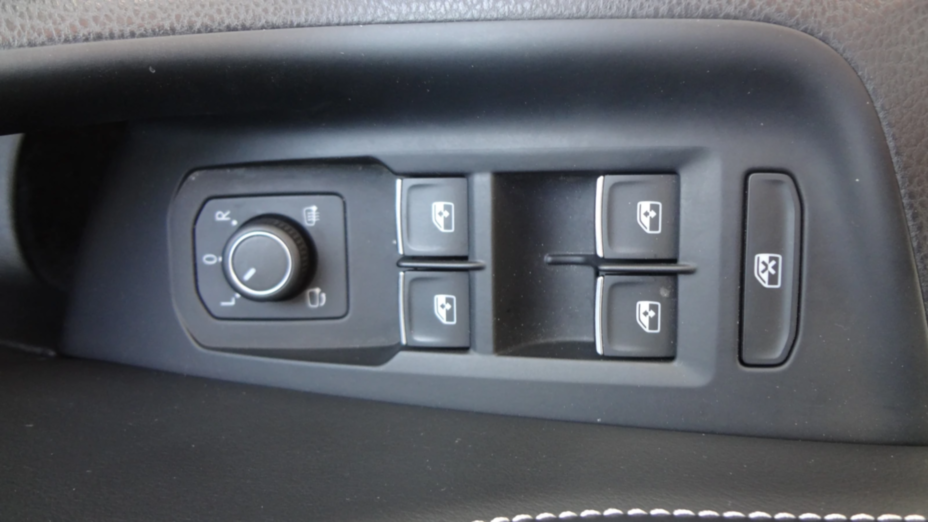 VOLKSWAGEN Passat Passat 2.0 TDI Elegance DSG