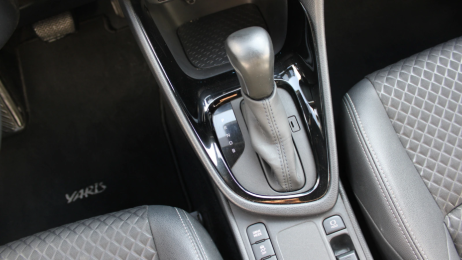 TOYOTA Yaris Yaris Hybrid 1.5 Selection Style