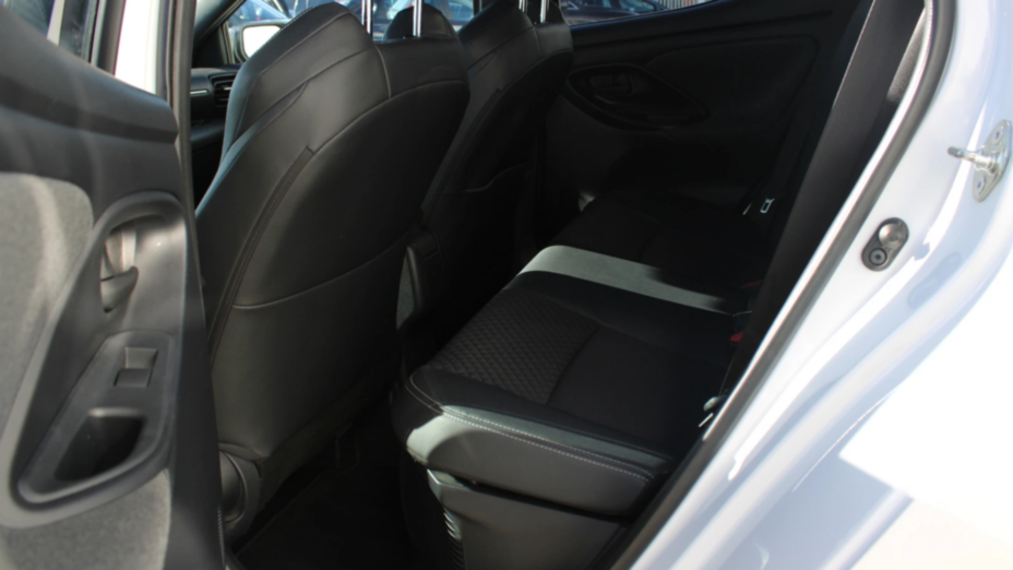 TOYOTA Yaris Yaris Hybrid 1.5 Selection Style