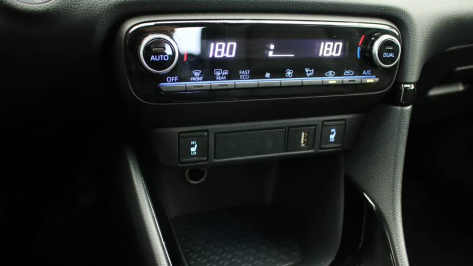 TOYOTA Yaris Yaris Hybrid 1.5 Selection Style
