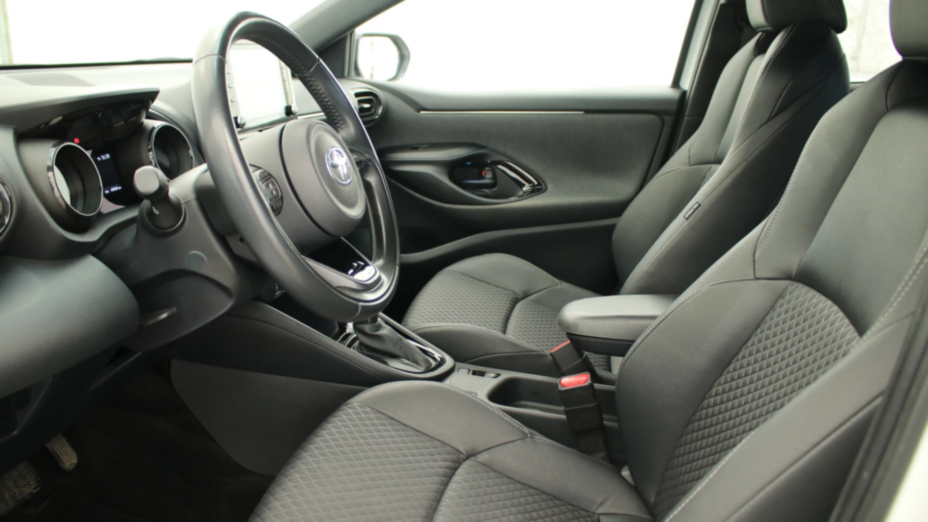 TOYOTA Yaris Yaris Hybrid 1.5 Selection Style