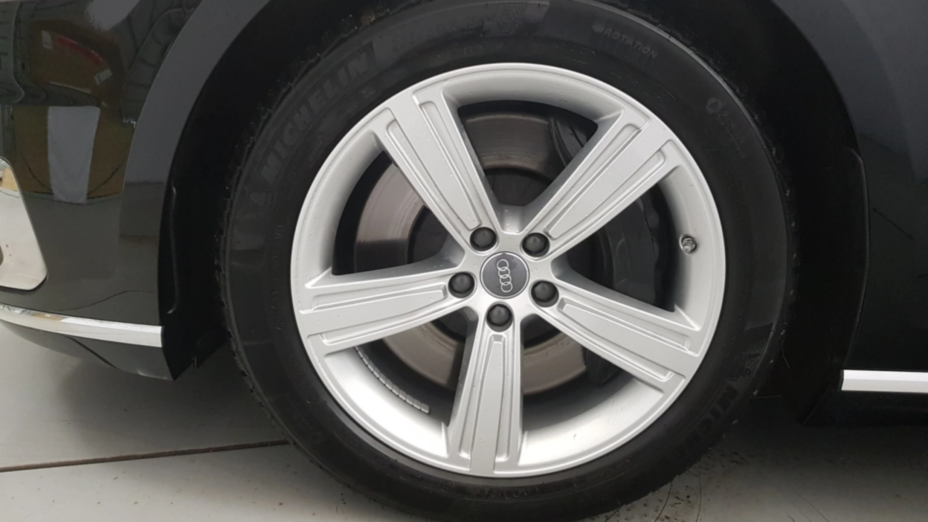 AUDI A8 A8 L 60 TFSI mHEV Quattro Tiptr.
