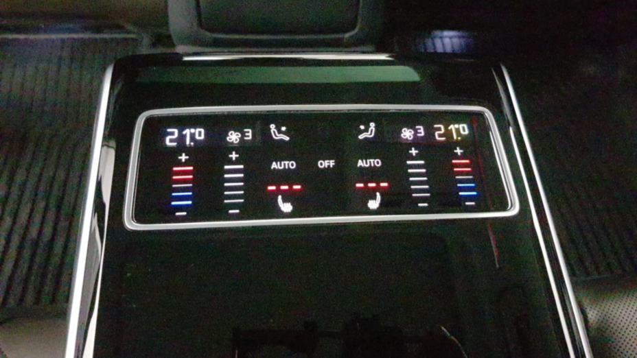 AUDI A8 A8 L 60 TFSI mHEV Quattro Tiptr.