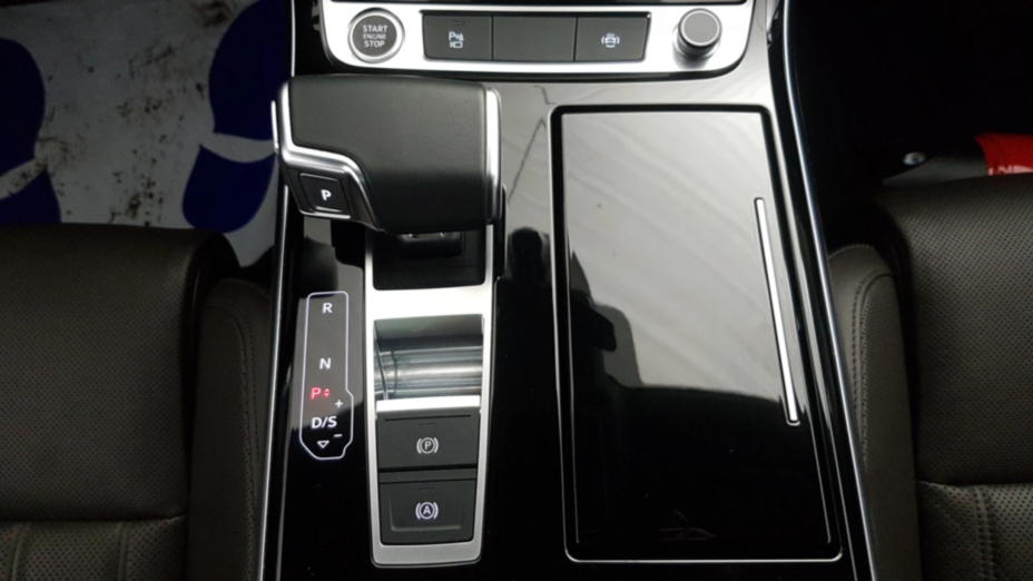 AUDI A8 A8 L 60 TFSI mHEV Quattro Tiptr.