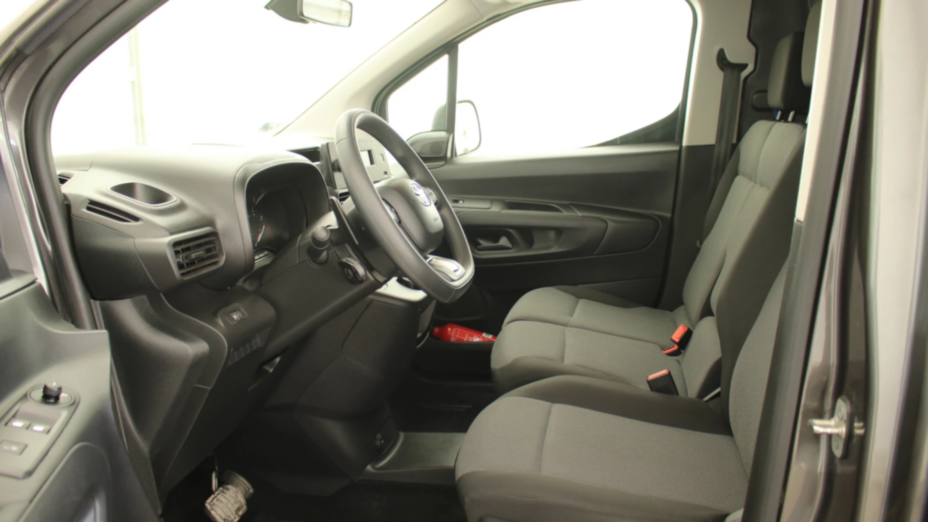 TOYOTA Proace City Proace City 1.2 D-4T Standard 2,3t Active Aut.