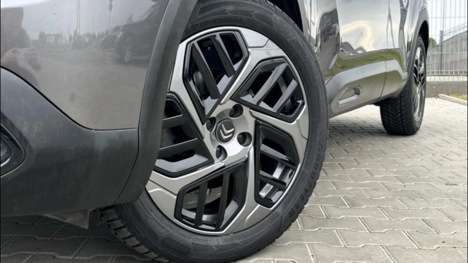 CITROEN C4 C4 1.2 PureTech Shine S&S EAT8