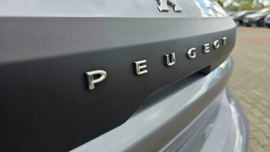 PEUGEOT 208 208 1.2 PureTech Like S&S