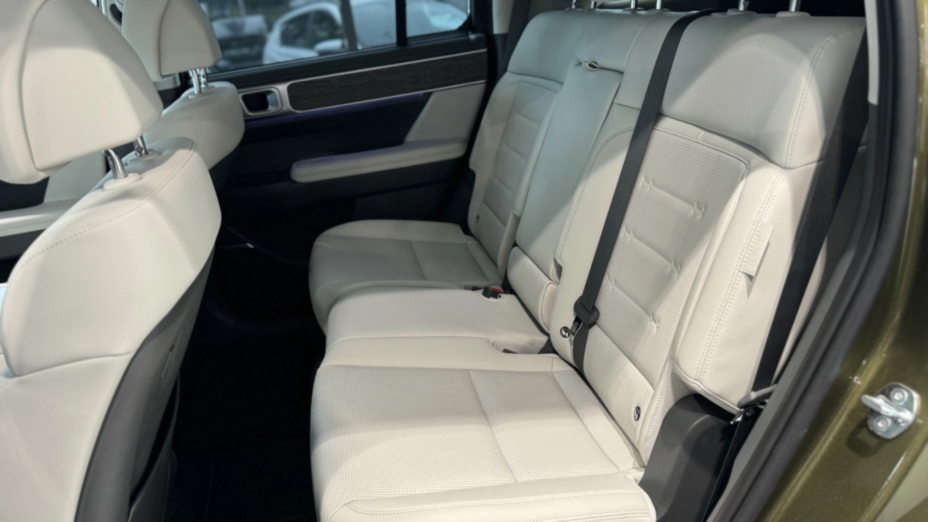 HYUNDAI Santa Fe Santa Fe 1.6 T-GDI HEV Executive aut Nowy