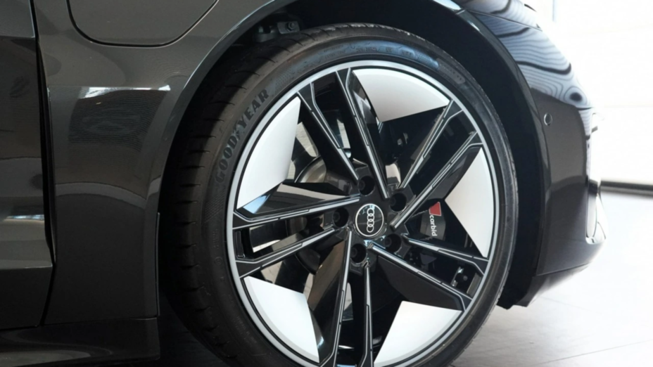 AUDI e-tron GT e-tron GT 60 93kWh Quattro