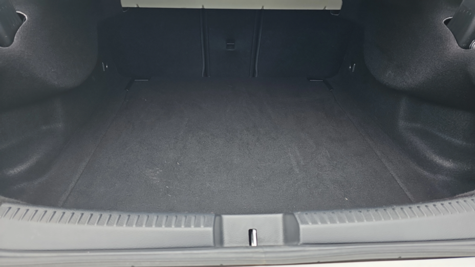 MERCEDES-BENZ CLA CLA 200 Progressive 7G-DCT