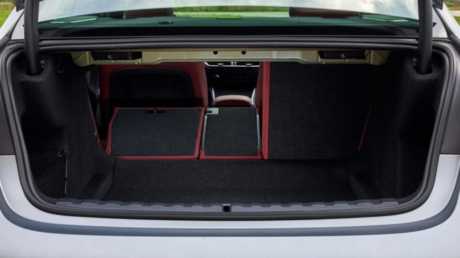 BMW Seria 3 318i aut Nowy