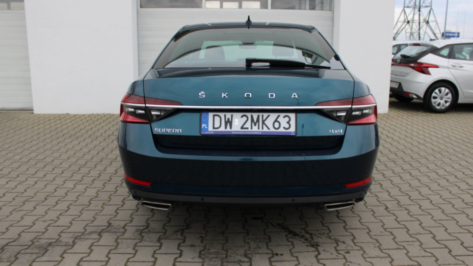 SKODA Superb Superb 2.0 TSI 4x4 L&K DSG