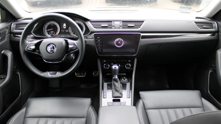 SKODA Superb Superb 2.0 TSI L&K DSG