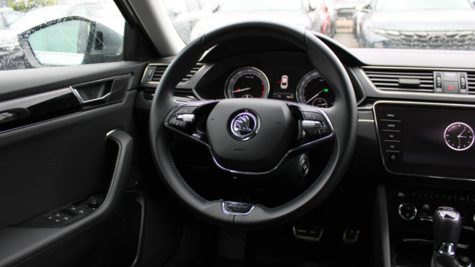 SKODA Superb Superb 2.0 TSI L&K DSG