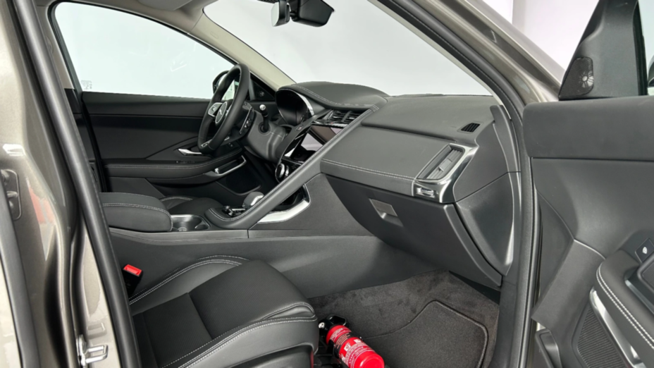 JAGUAR E-Pace E-Pace 2.0 D200 mHEV AWD R-Dynamic Black