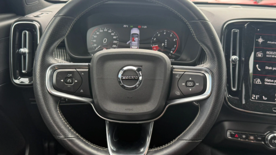 VOLVO XC40 XC40 T3 R-Design aut