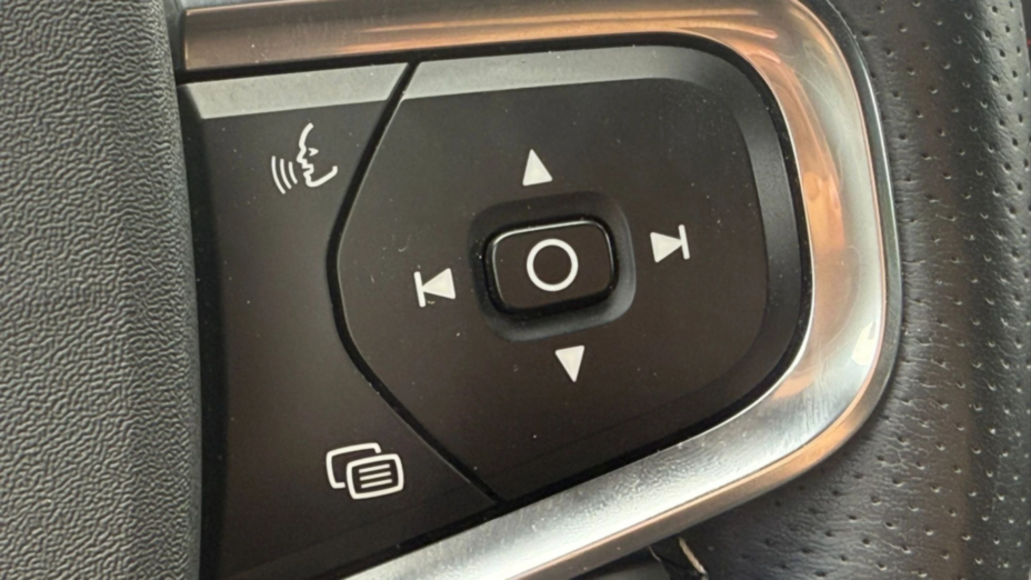 VOLVO XC40 XC40 T3 R-Design aut